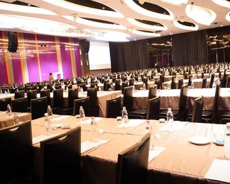 Fleurlis Hotel - Hsinchu
