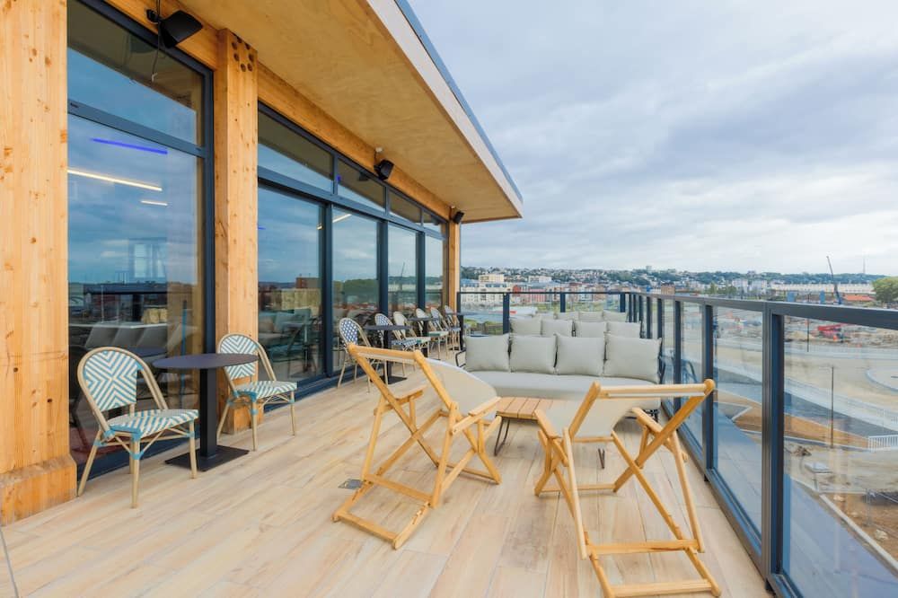 ذا بيوبل لو هافر - لو هافر - شرفة