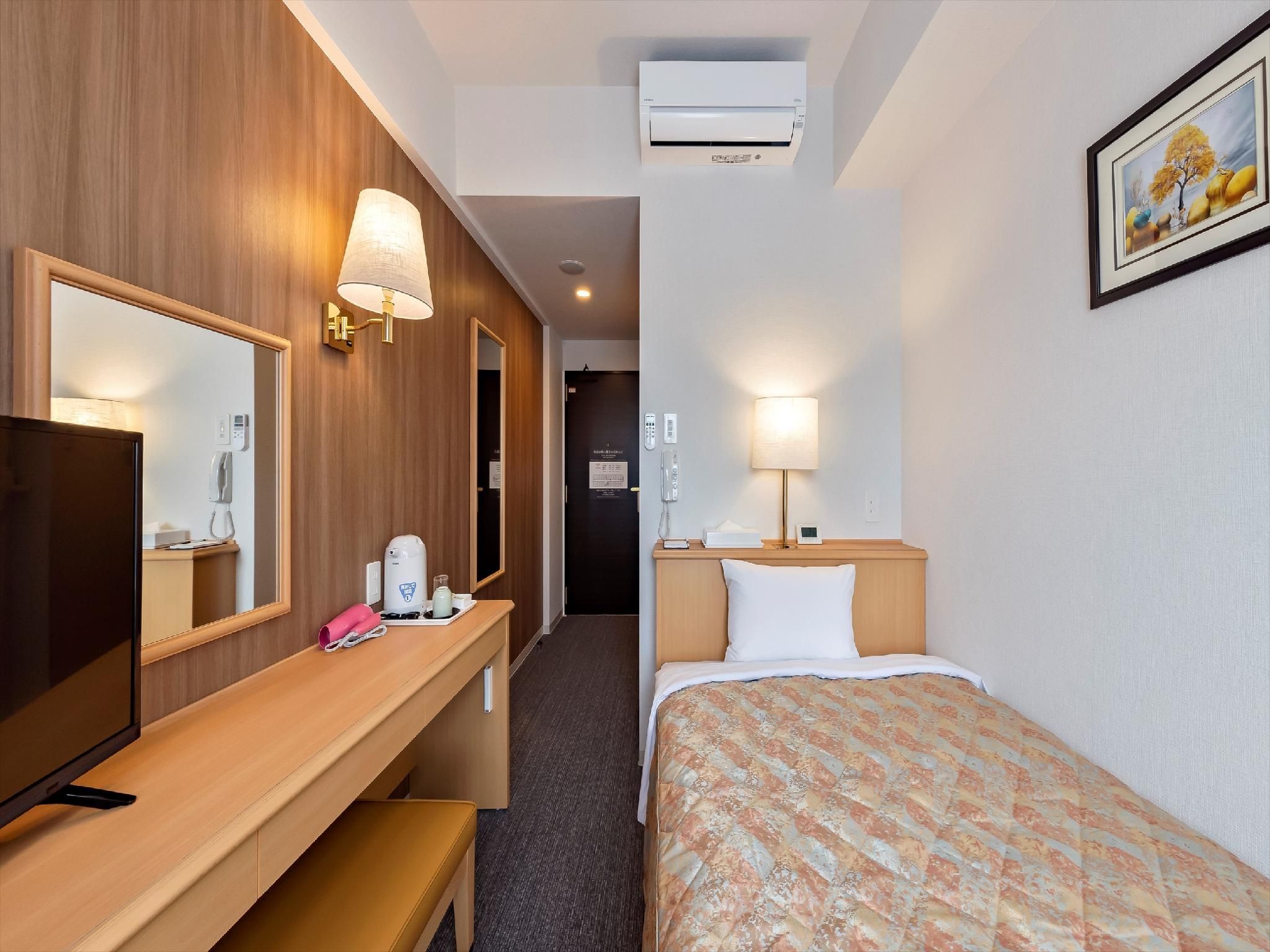 HOTEL AZ Nagasaki Omura - Ōmura - Camera da letto