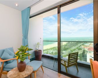 Sala Grand Tuy Hoa Hotel - Tuy Hoa - Obývací pokoj