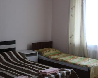 Nice Travel - Hostel - Astana - Schlafzimmer