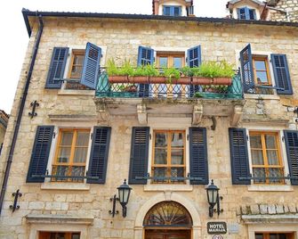 Hotel Marija - Kotor - Gebäude