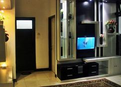 Syariah Private & Comfy House, Full Wifi - Malang - Room amenity