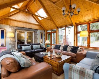 Glentruim Lodge - Newtonmore - Living room