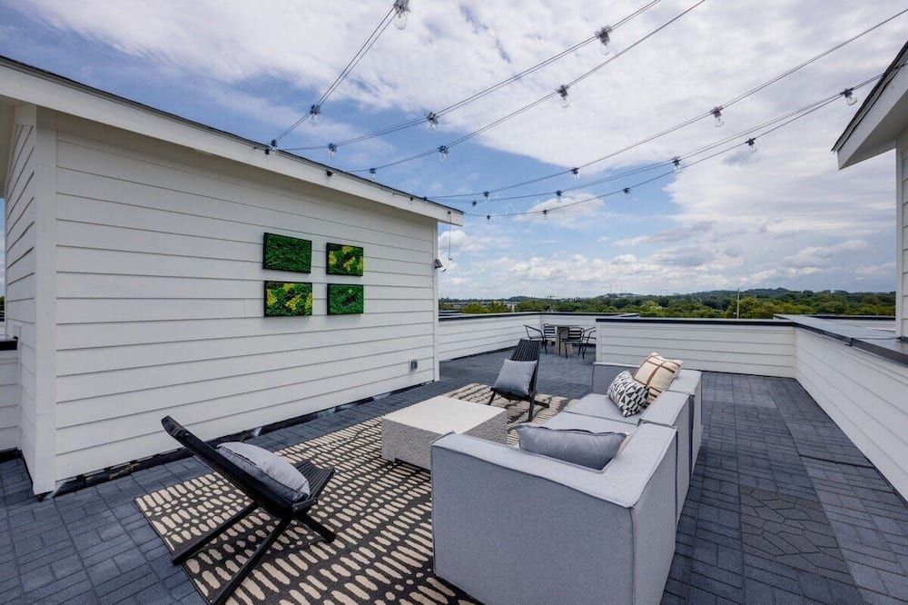 Sound of Speed - Mins to Downtown - Rooftop Deck - Nashville - Balkon