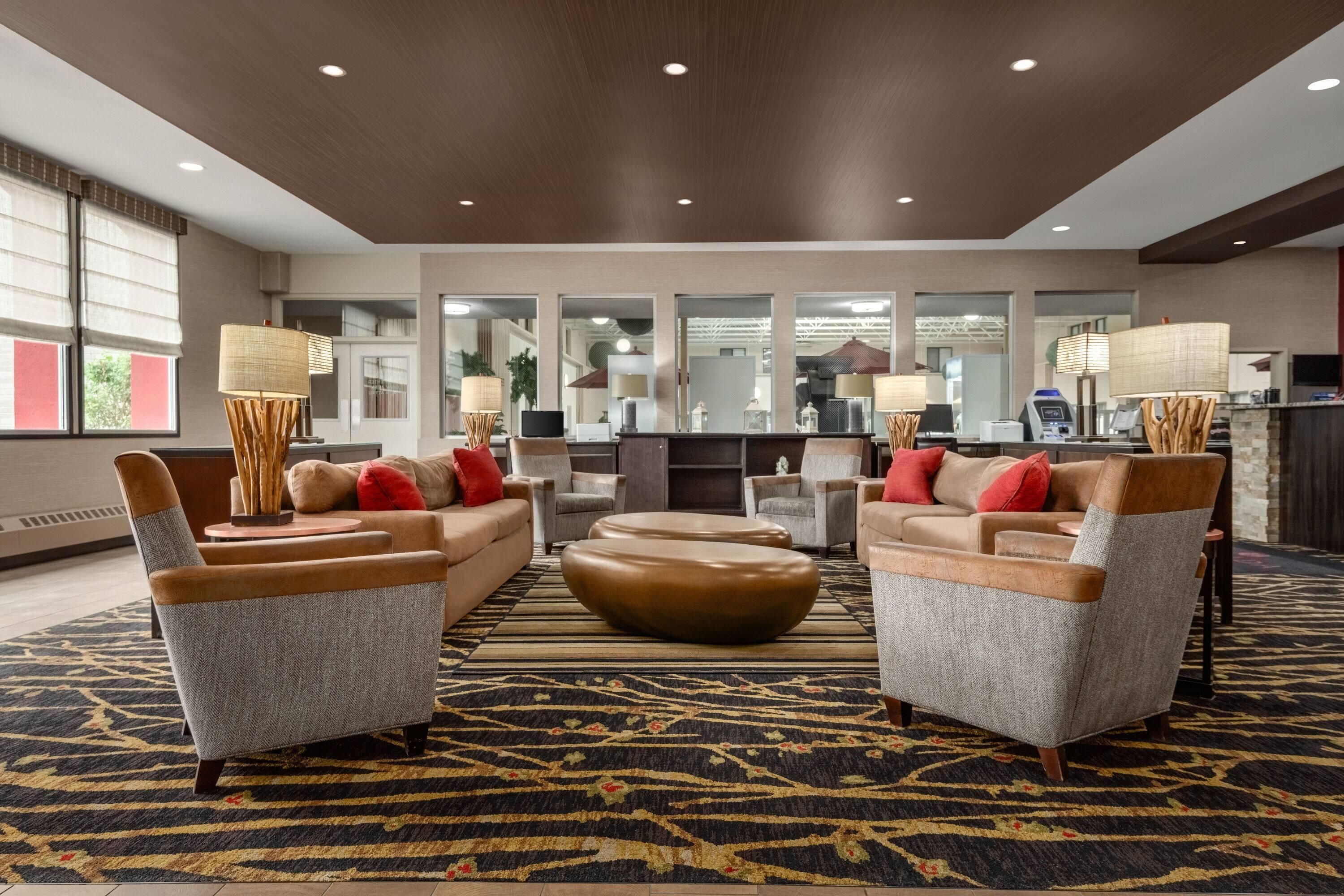 Ramada by Wyndham Grand Forks - גרנד פורקס - טרקלין