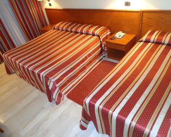Hotel Select - Montecchio Emilia