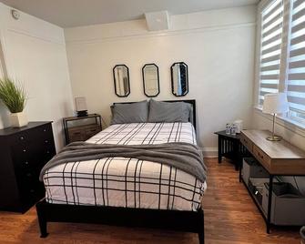Victorian Bldg with high ceiling - San Francisco - Bedroom