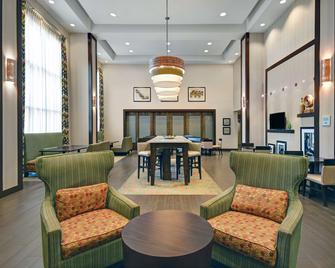 Hampton Inn and Suites Robbinsville - Robbinsville - Lobby