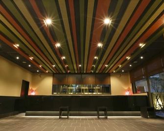 Dormy Inn Premium Namba Natural Hot Spring - Οσάκα - Bar