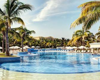Pb Emerald Bay Owner Master Suite 1br2b Nov 8-15, 2025 - Mazatlán - Piscina