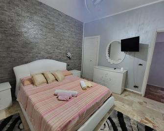 Appartamento Mariarita - Ciminà - Habitación