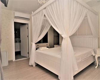 Alacati Eldoris Butik Hotel - Alacati - Slaapkamer