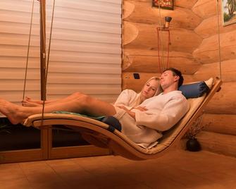Overnight stay with wellness: Floating&Sea - Climate - Gelnhausen