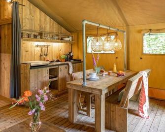Buitenplaats Beekhuizen - Velp - Comedor