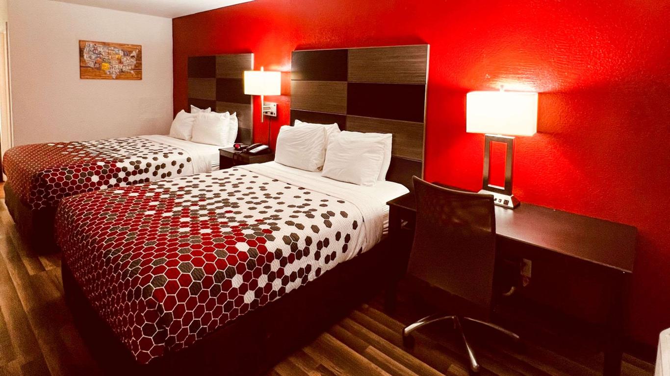 Econo Lodge Inn and Suites Downtown San Antonio Riverwalk Area
