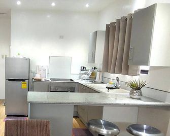 Rice Field View Apartment - Ormoc - Cuisine