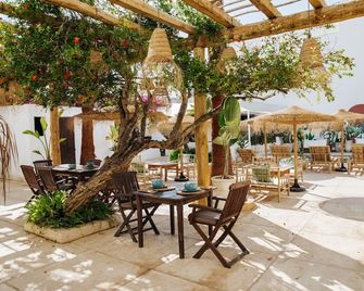 La Bohemia del Rio Boutique Hotel - Adults Only - Santa Eularia des Riu
