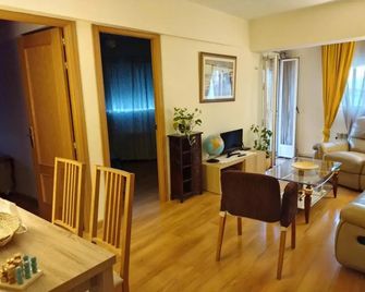 Piso a 20 minutos del centro Madrid - Navalcarnero - Sala de estar