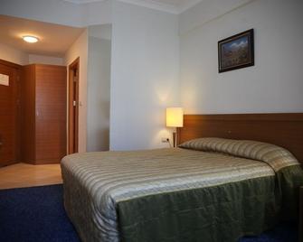 Grand Urfa Hotel - Edesa - Habitación