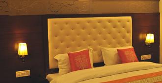 Hotel Grace - Gwalior - Bedroom