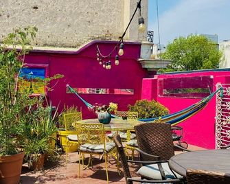 Free Spirit Hostel Guadalajara - Guadalajara - Patio