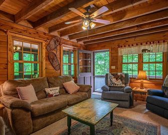 Sorella Lodge - 4th Lake Hollywood Hill Association - Old Forge - Obývací pokoj