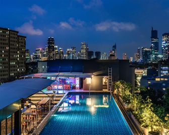 Mercure Jakarta Cikini - Jakarta - Pool