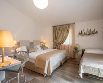 Hotel La Vigna - Moneglia - Habitación