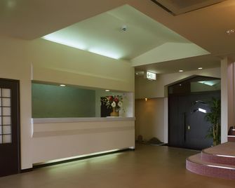 Mihama - Tahara - Lobby