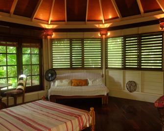Jungle Cocoon - Caye Caulker - Bedroom