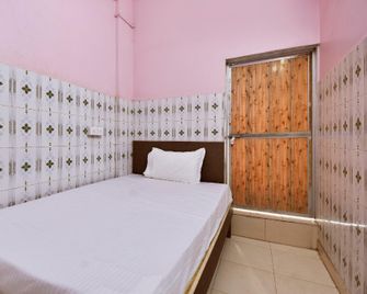 Spot On 47639 Mahakal Lodge - Nanded - Habitación