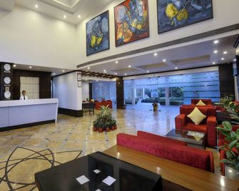 Treehouse Hotel Club & Spa - Bhiwadi - Lobby