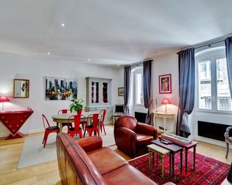 Le Confidentiel By Cocoonr - בורדו - סלון