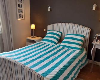 Chambres chez l habitant - Langrolay-sur-Rance - Camera da letto