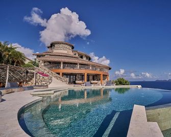 The Aerial, Bvi - Buck Island