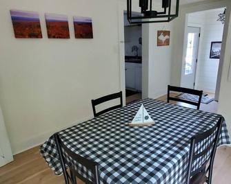 Porcupine Mountains-closest Vrbo to the Porkies! Across road from Lake Superior - Ontonagon - Comedor