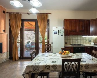Holiday house near the sea of Salento, pet friendly, max 6 people - Minervino di Lecce - Kitchen