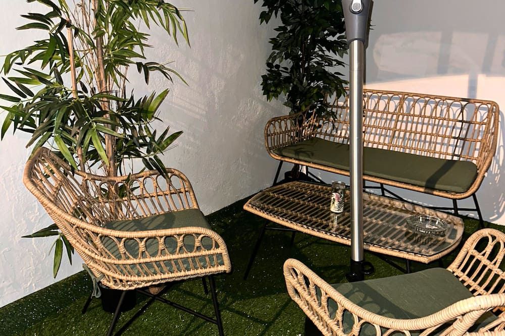 أزور هوتل - سانت دينيس - شرفة مرصوفة