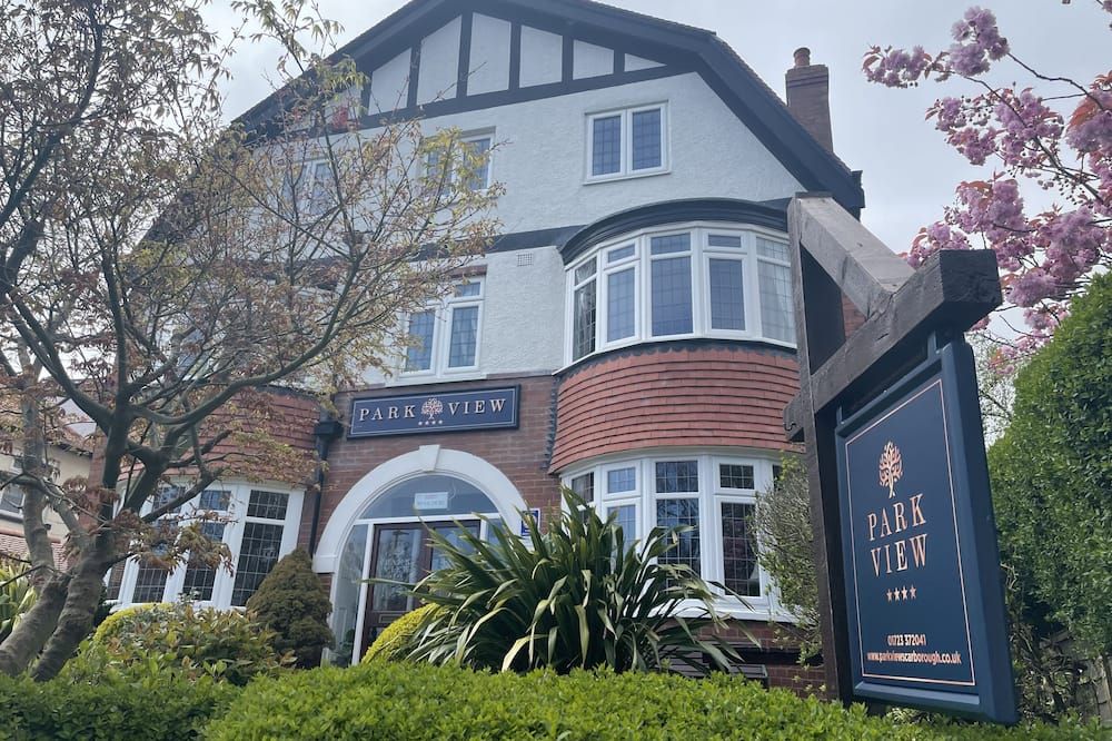 Park View - סקארבורו - בניין