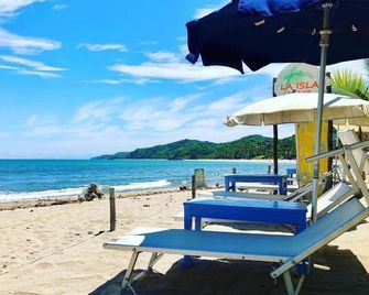 Junto Al Rio Beachfront Bungalows - Sayulita - Praia