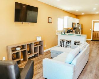 New 2BR, 2B, 251 11th NE, unit1 - Paris - Huiskamer