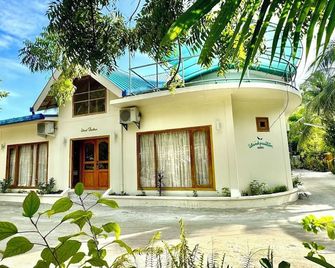 Island Pavilion Maldives - Hangnaameedhoo - Building