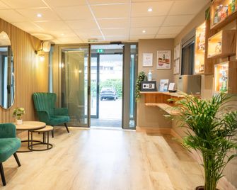Comfort Aparthotel Besançon Hauts du Chazal - Besançon - Aula