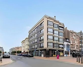 Central cozy fully equiped studio - Middelkerke - Gebäude