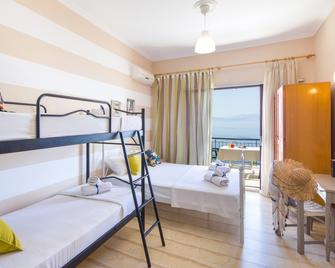 Casa Dei Venti Sea View Appartments - Benitses - Slaapkamer