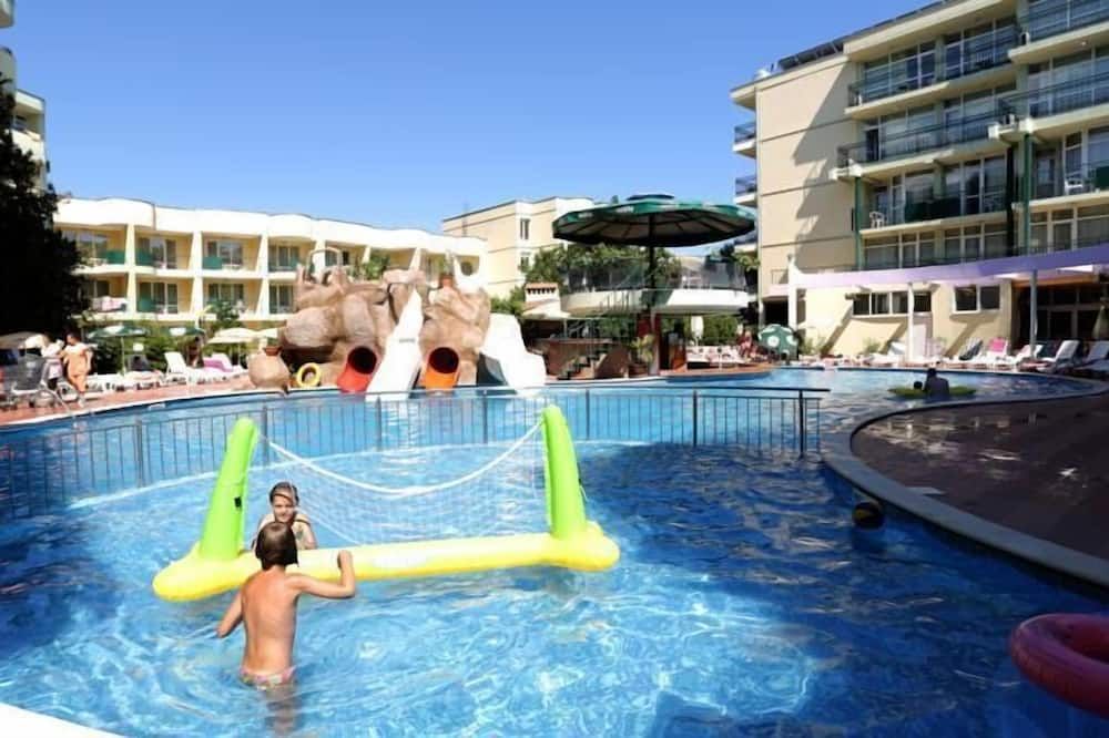 صني داي كلوب