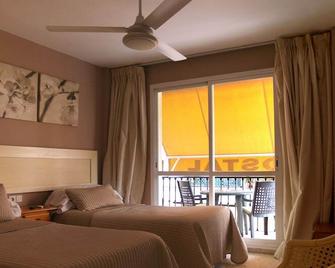 Hostal Gonzalez - San Pedro de Alcántara - Habitación