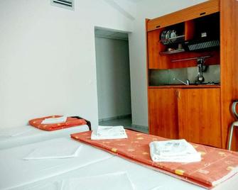 Hotel Evagelia - Leptokaryá - Bedroom