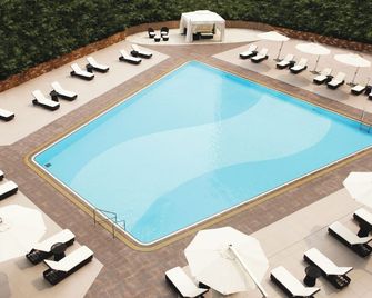 باندا هوتل - Hong Kong - حوض السباحة